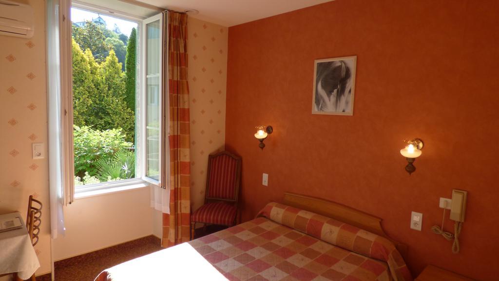 Hotel Du Lion D'Or Entraygues-sur-Truyere Bilik gambar